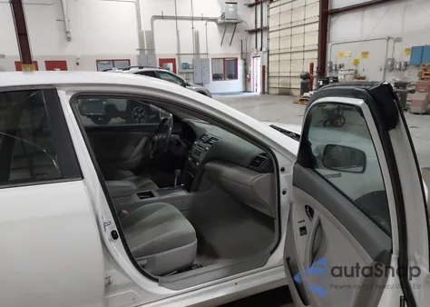 2008 Toyota Camry Hybrid из США, поврежденный, VIN 4T1BB46K38U037708